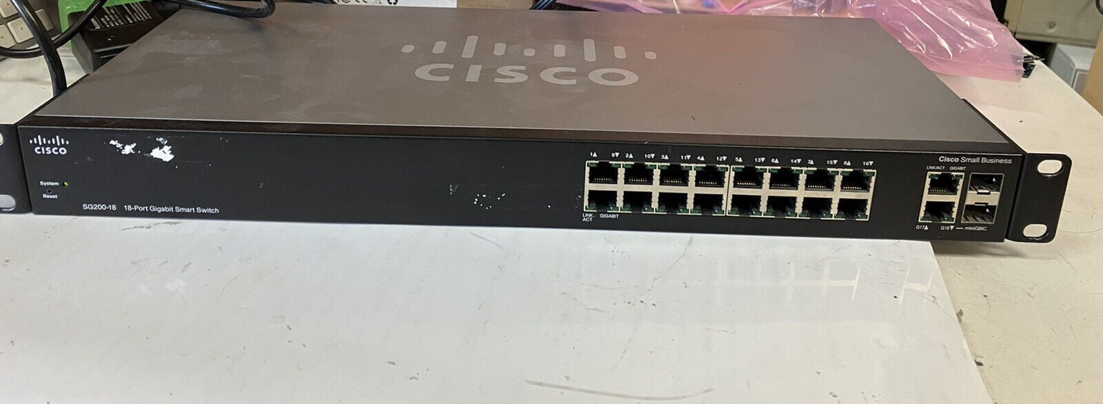 ~ Cisco SG200-18 18 Port Gigabit Smart Network Switch