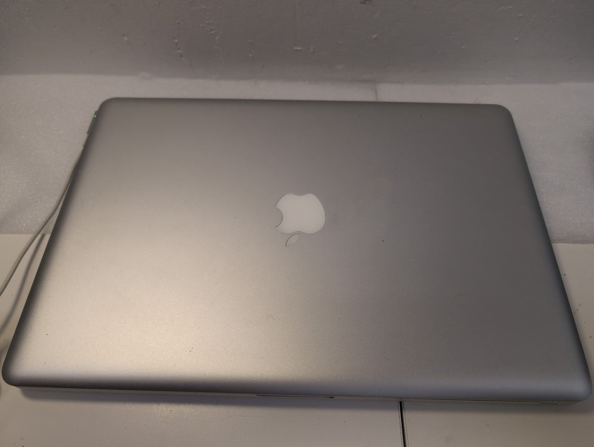 🎸 Apple MacBook Pro 15-inch A1286 2010 2.53GHz i5 4GB 500GB (NO BATTERY )