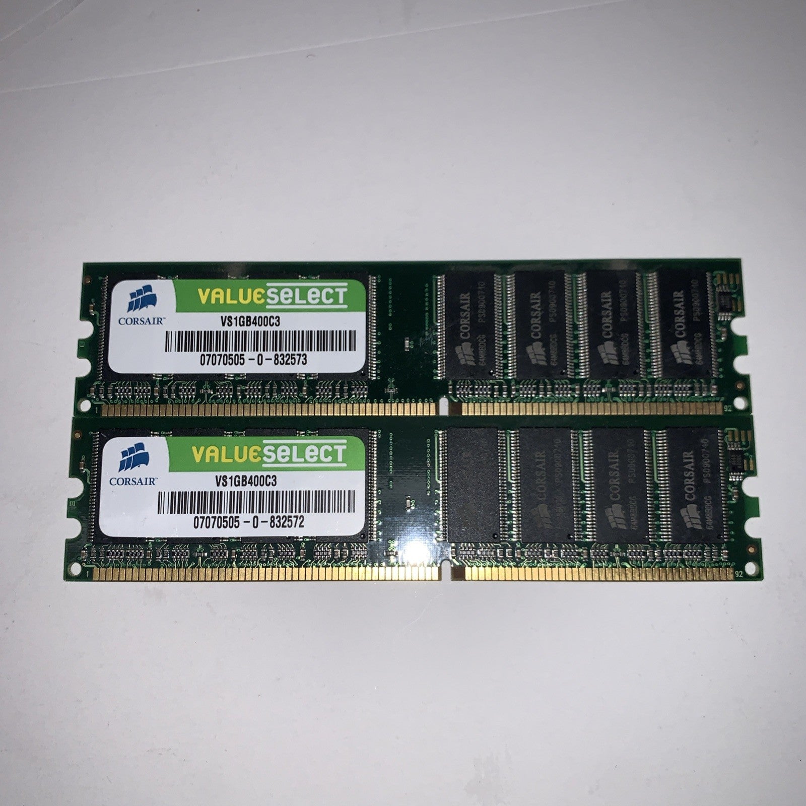 2GB 2x 1GB DDR1 PC3200 400mhz Corsair Value Select desktop PC RAM VS1GB400C3