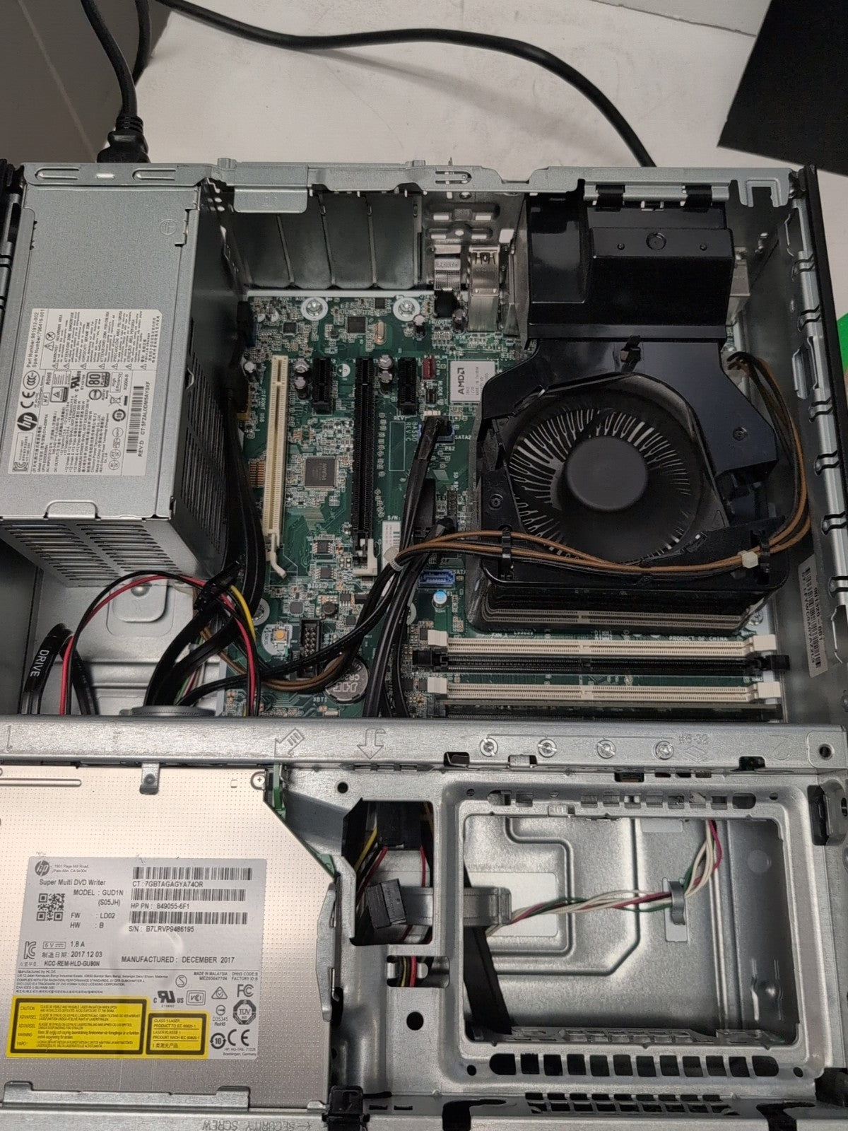 🔥 HP EliteDesk 705 G3 SFF Barebone PC  AMD PRO A12- 8870 R7/8GB DDR4 (NO SSD) -