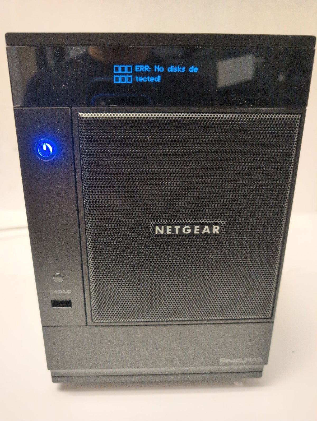 🎸 NETGEAR ReadyNAS RNDP6000 RND-6B 6-Bay Network Storage Server No Drives