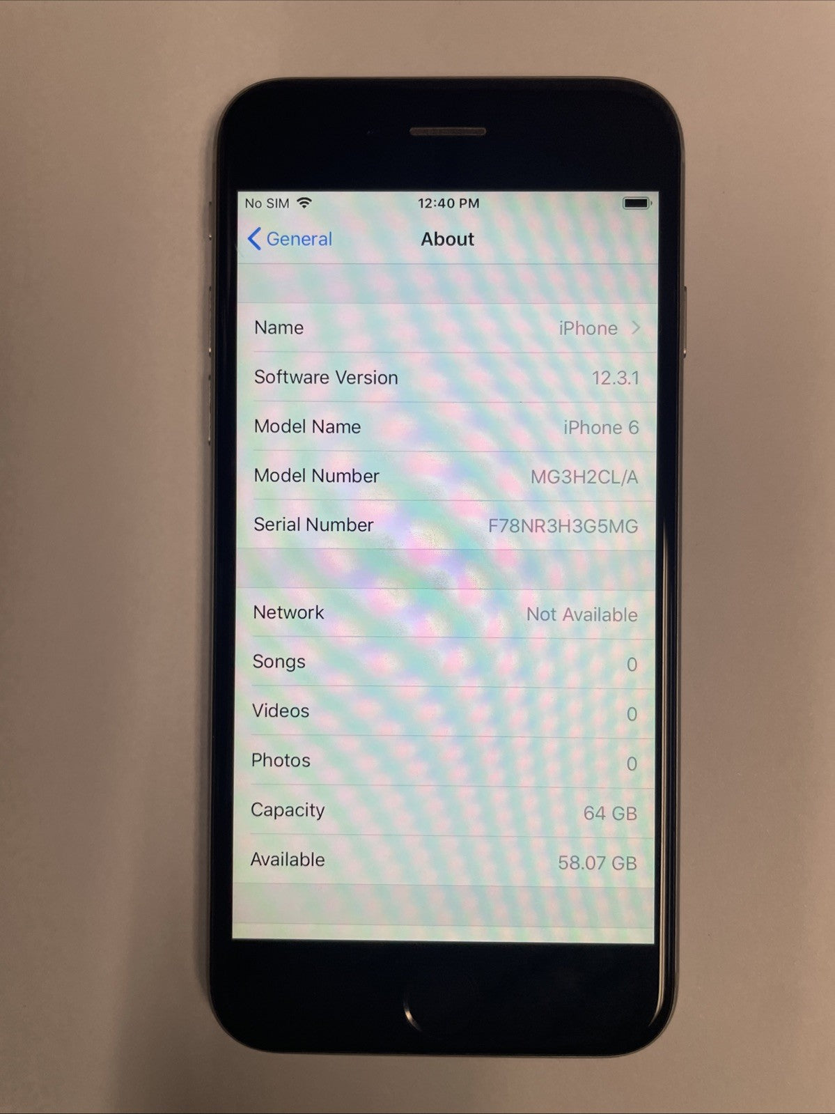 Apple iPhone 6  A1549  - 64GB - Silver (Unlocked)  Minor Scratch +