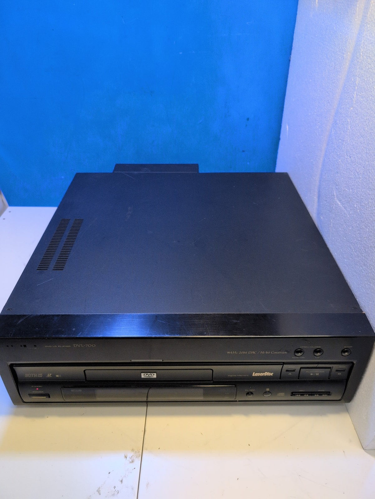🎸 Pioneer DVL-700 DVD/CD/LaserDisc Combo Player W/ Remote - Tested Working