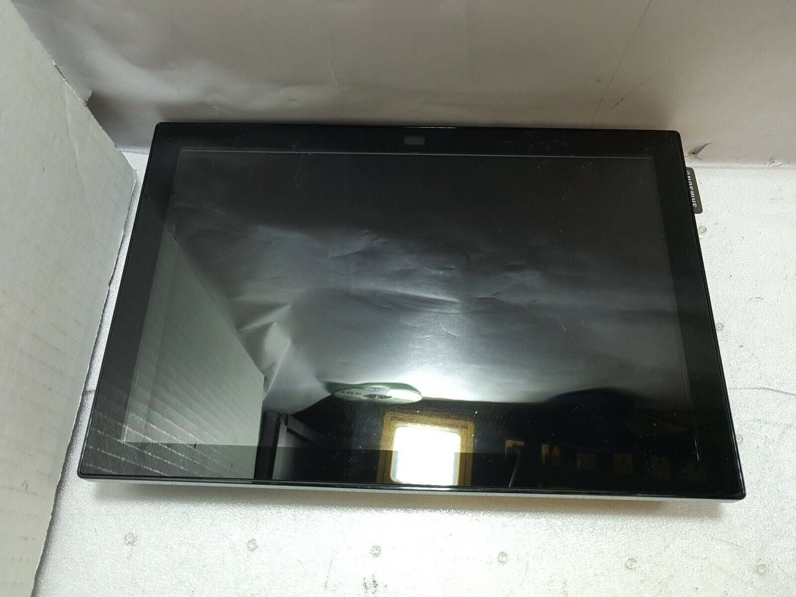 - (AS IS) 5x SAMSUNG DB10E-T 10.1" TOUCH  DISPLAY UNIT NO AC (SCREEN COLOR SPOT)