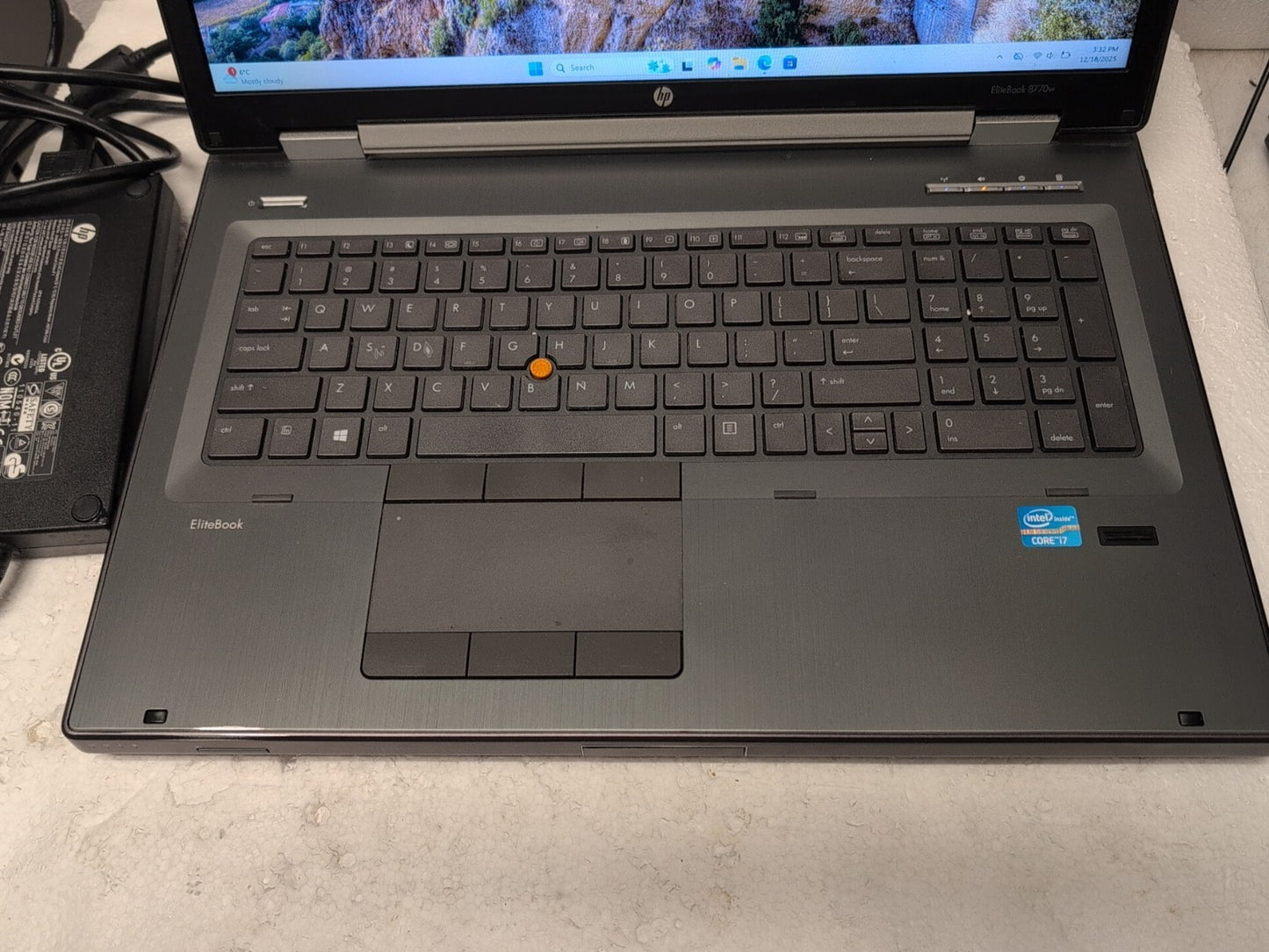 HP EliteBook 8770w 17" Laptop Intel  i7-3630QM/24GB/960GB SSD/AMD 7700M/Win11-