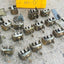 Lot of 16 heavy duty latch with wheels (unknow use)