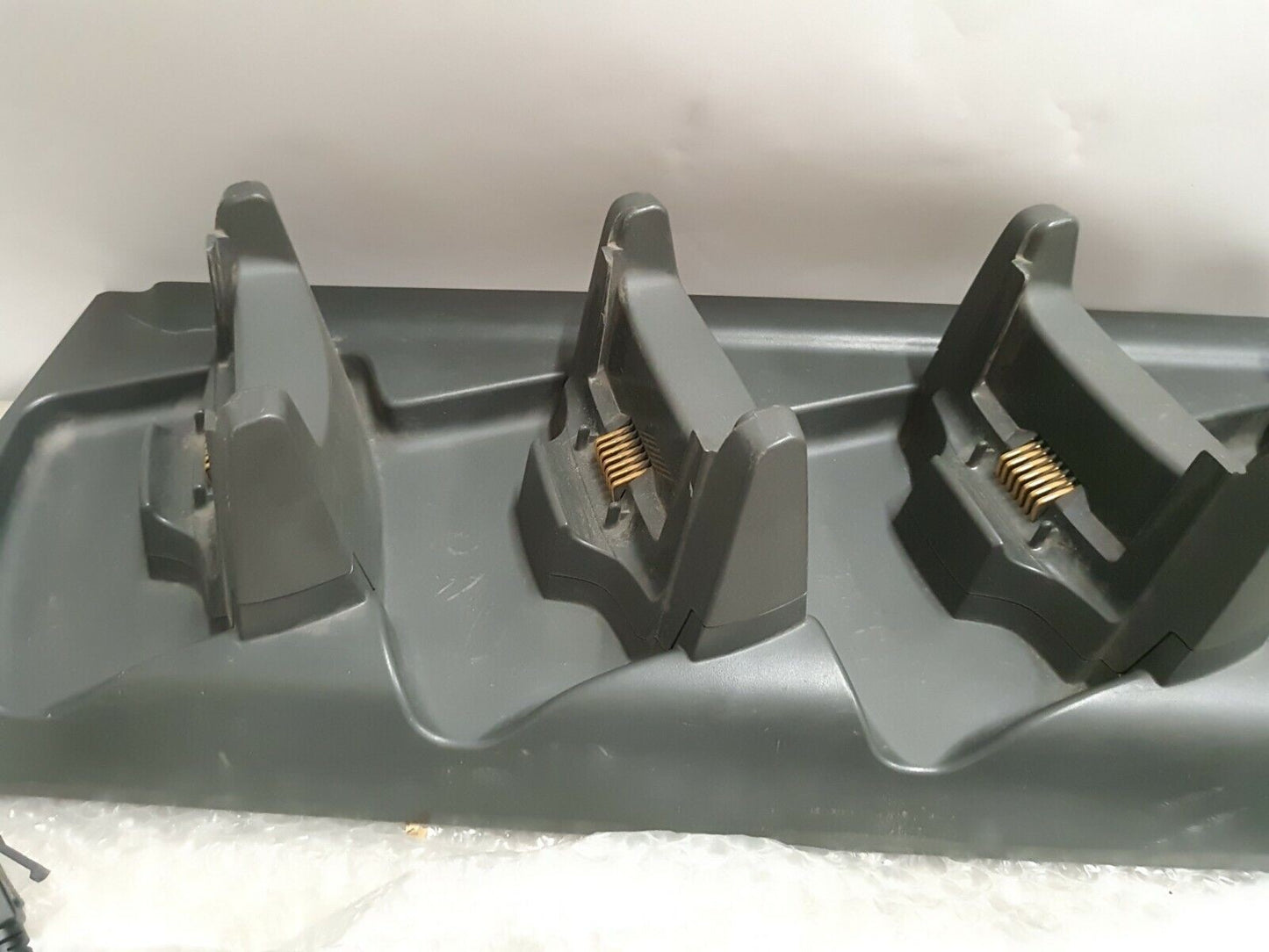 -  Motorola CRD4000-4000ER 4 slot cradle W/AC adapter for WT41N0 WT4090  