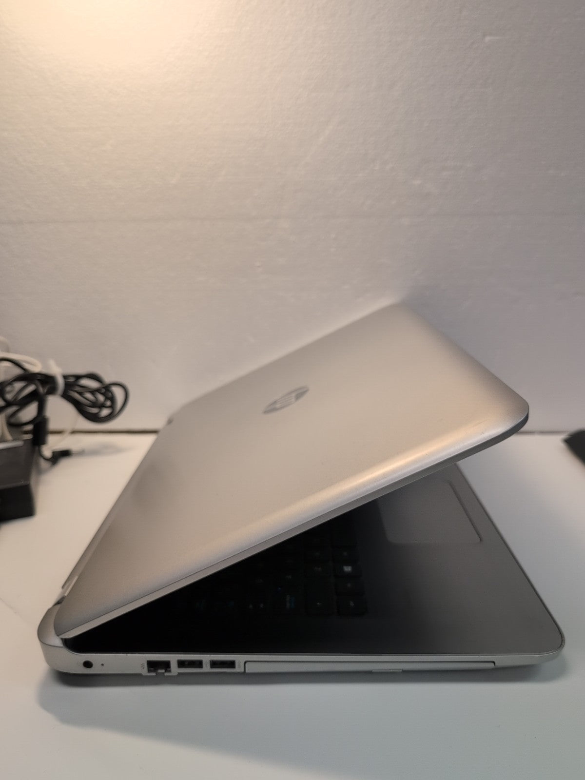 🔥 HP Pavilion 17 Laptop 17"/ i7-6500U/16GB /180GB SSD/ GeForce 940M 2GB/Win11 -