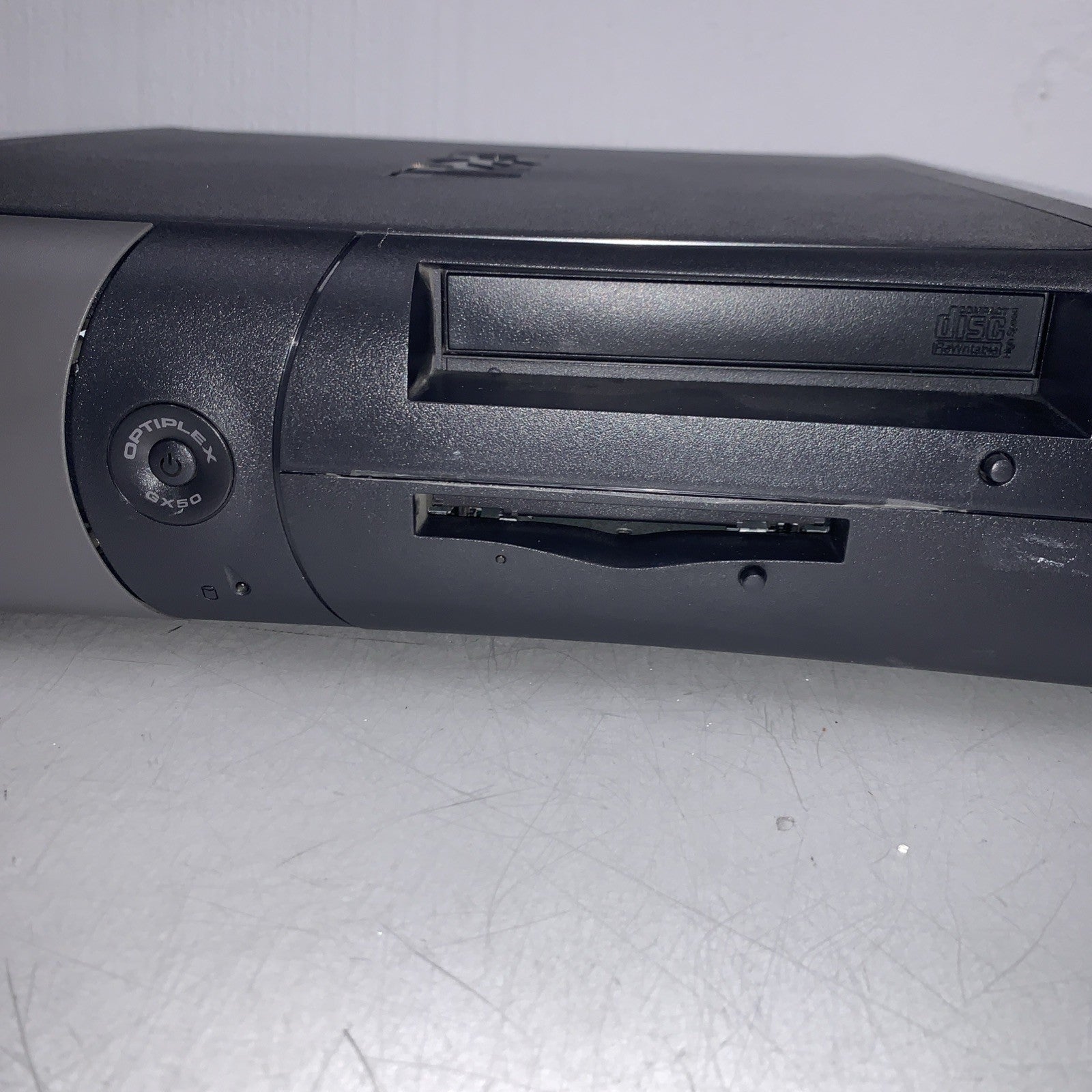 Dell Optiplex GX50 desktop 1.2GHZ 512MB 40GB Windows XP Pro SP3 Serial/parallel