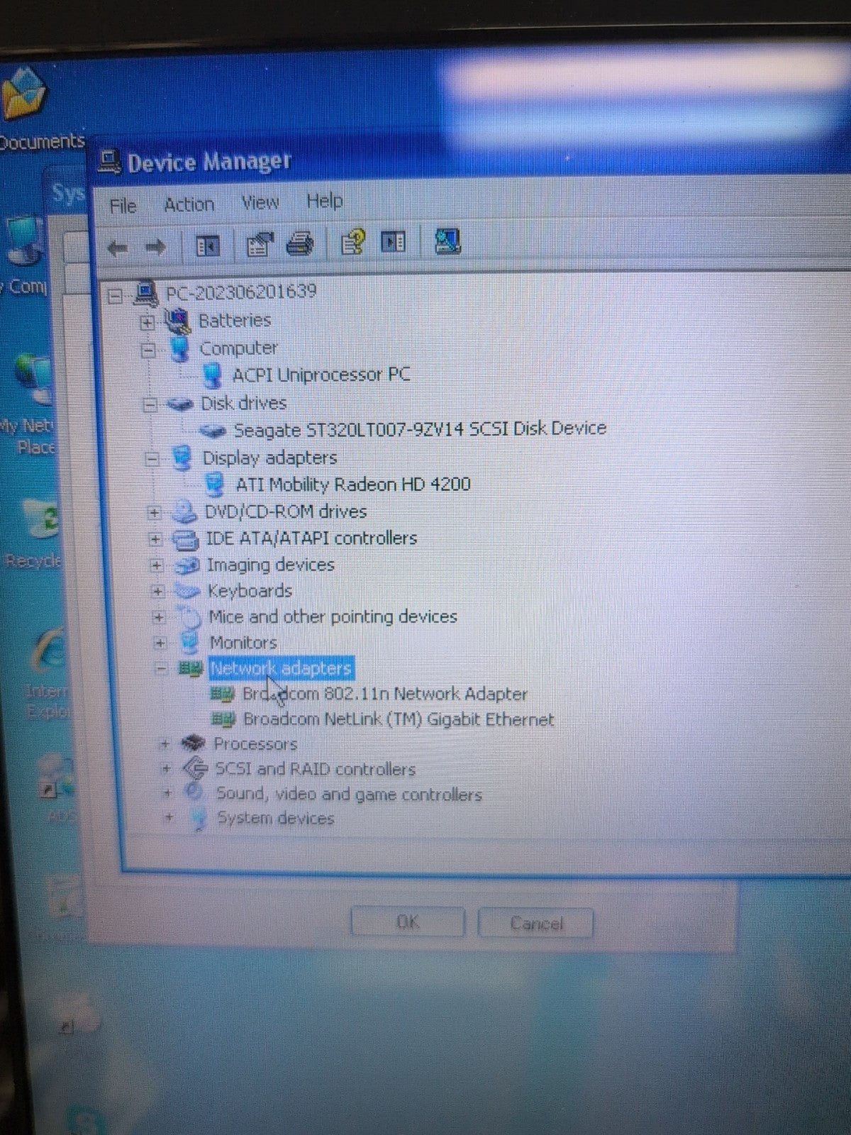 (GRADE A) Acer Aspire 5252-V305 15.6" Laptop AMD V140 CPU/4GB/320GB HDD/ WinXP -