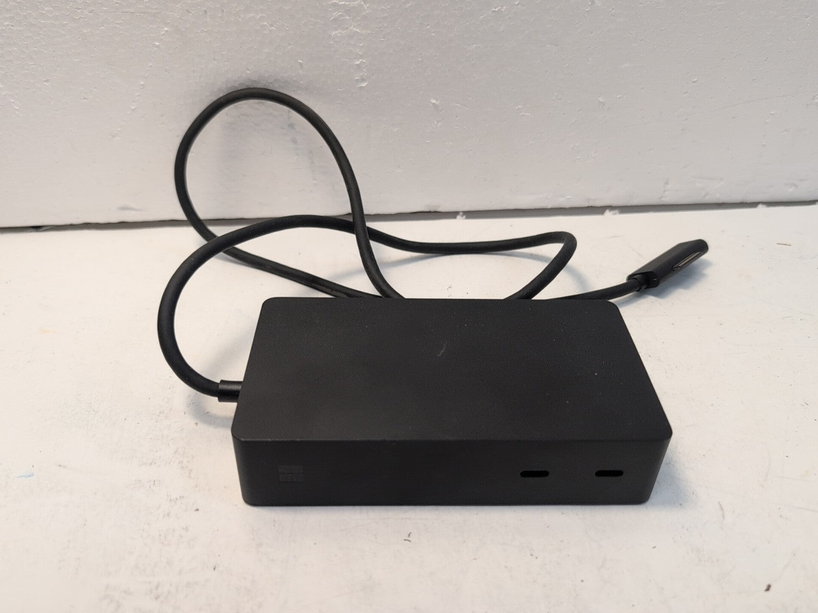 🔥 Microsoft Surface Dock 2 Laptop Docking Station Model 1917 ( NO AC ADAPTER) -