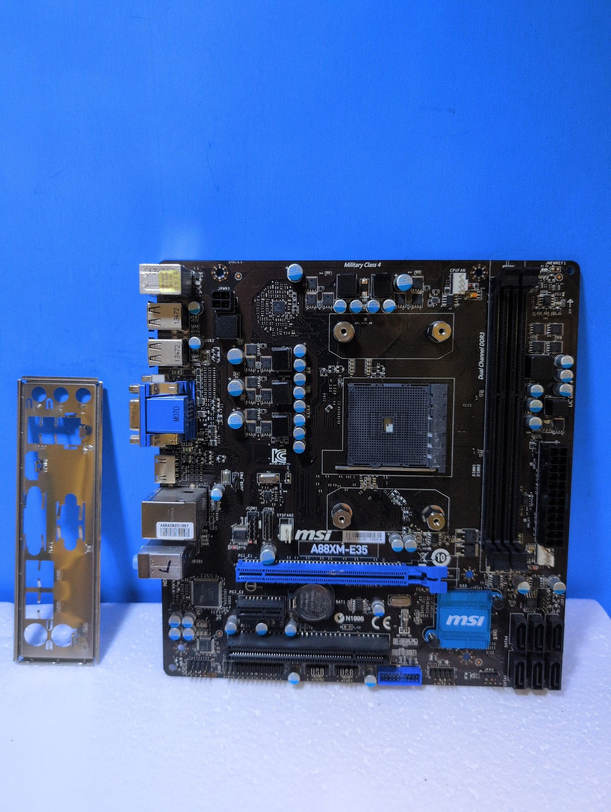 MSI A88XM-E35 Micro-ATX AMD FM2+ Motherboard MS-7721 DDR3 -