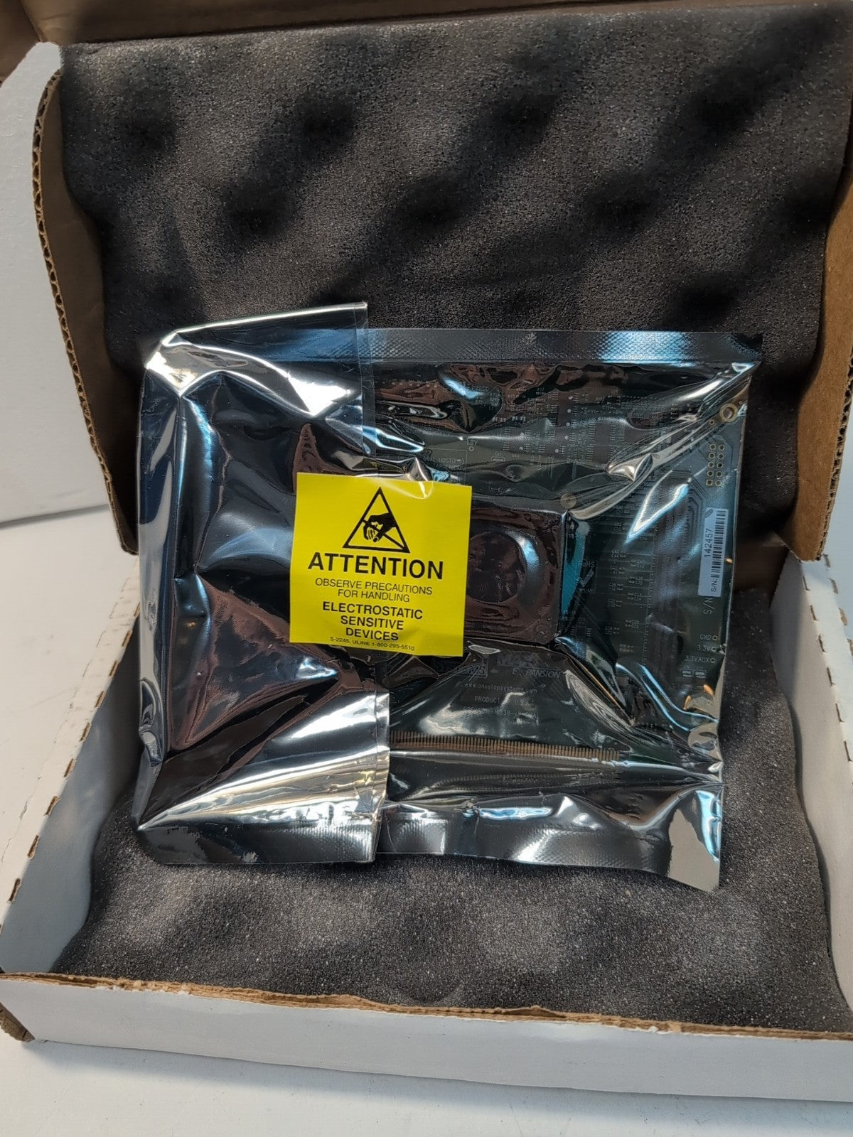 NEW In Box One Stop Systems OSS-PCIe-HIB38-x8-DUAL PCIe GEN3 X8 Cable Adapter -