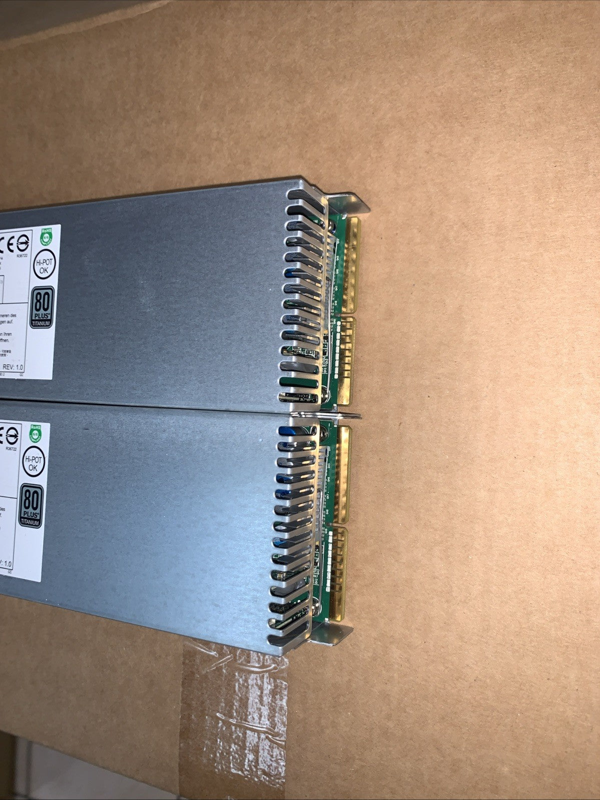 1x Supermicro PWS-2K04F-1R 2000W 1U Redundant PSU 80+ Platinum Working