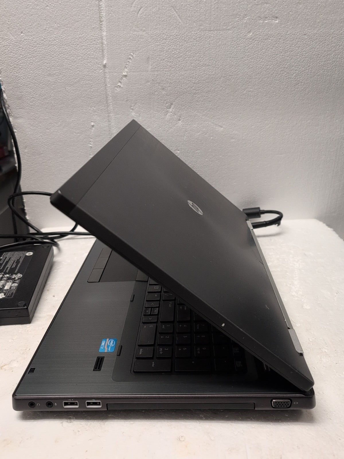 HP EliteBook 8770w 17" Laptop Intel  i7-3630QM/24GB/960GB SSD/AMD 7700M/Win11-