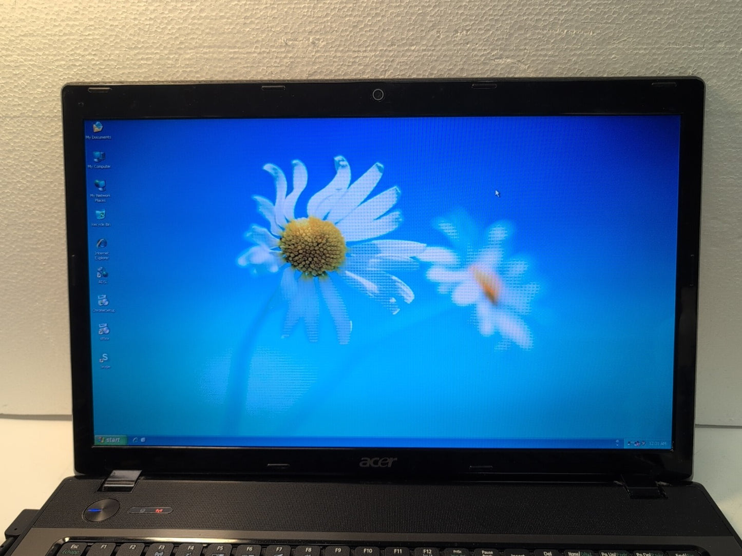 🔥 Acer Aspire 7741  17.1" Laptop Intel i3-M370 CPU/3GB Ram/160GB HDD/WINXP -