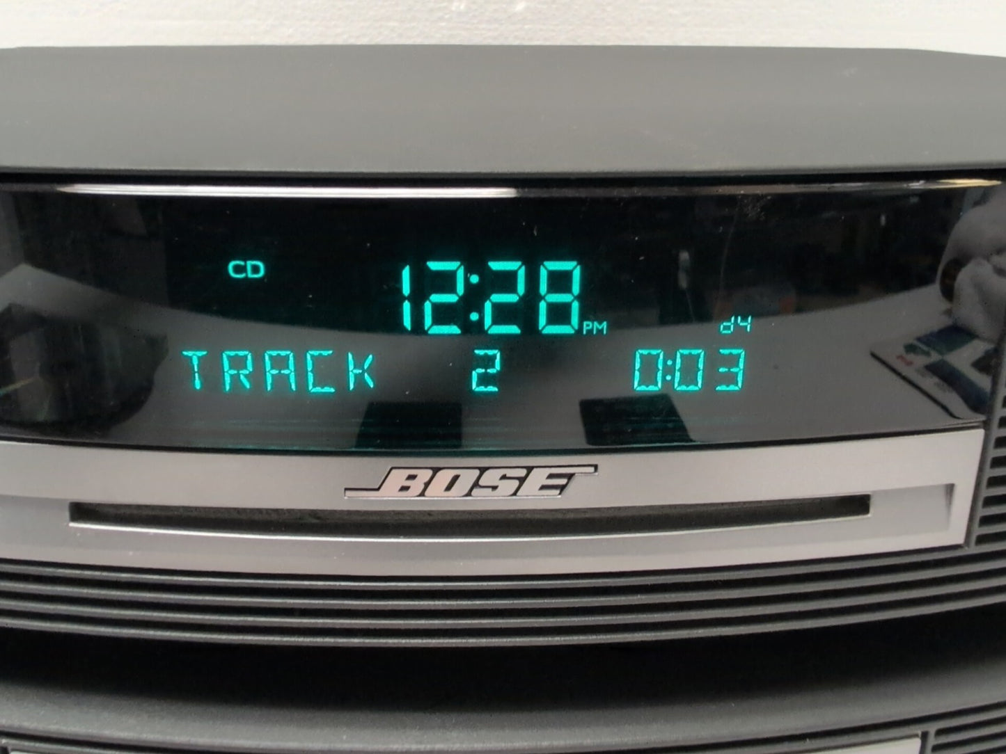 BOSE Wave Music System Set (AWRCCH + Milti-CD Changer Accessory) - repair use