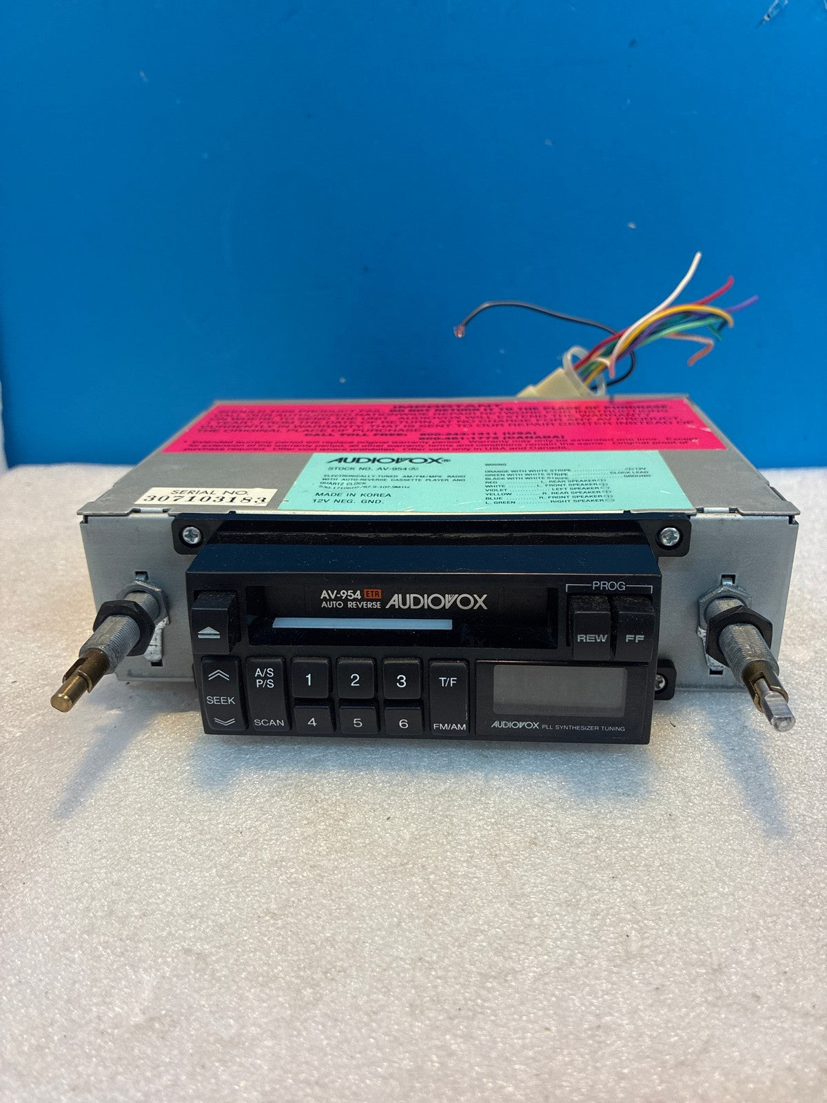 🔥 Audiovox AV-954 AM/FM MPX Auto-Reverse Cassette Car Stereo Single DIN