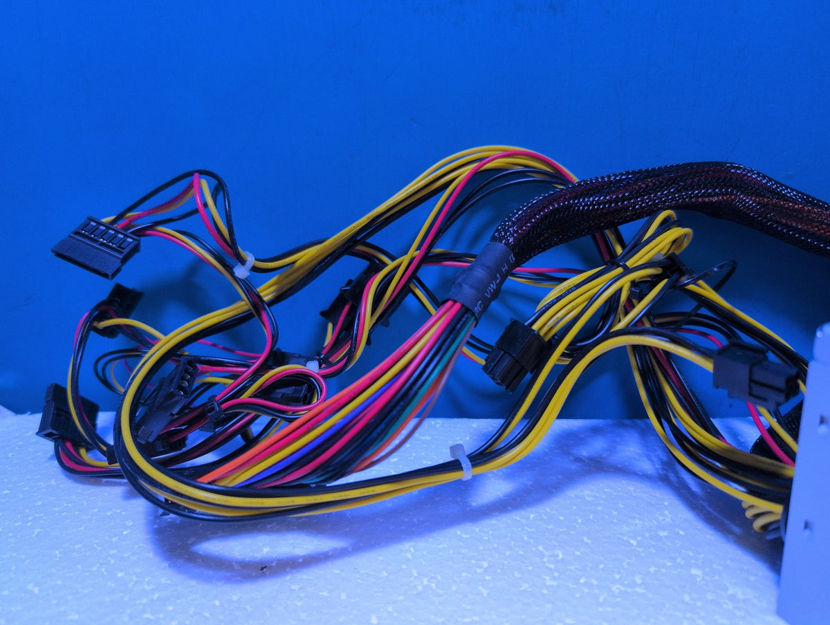 Thermaltake TT-500NL2NK-A 500W ATX Power Supply Non-Modular Sleeved -