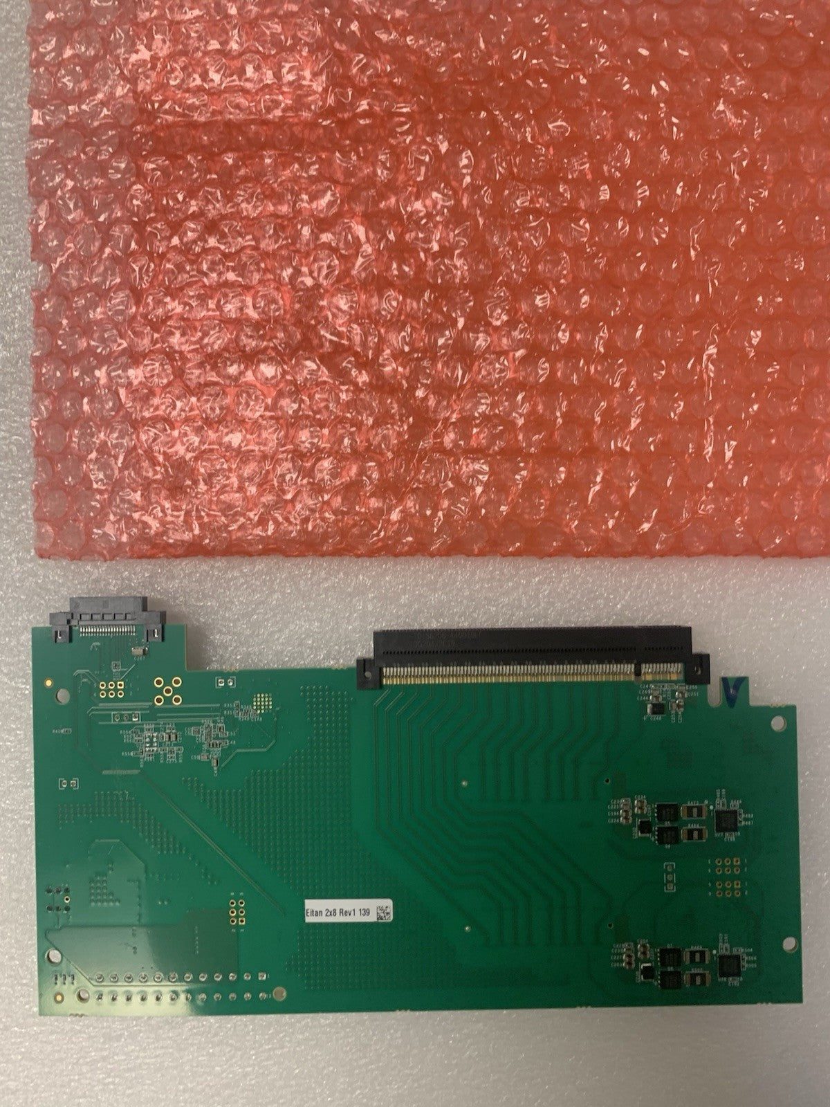 🔥 Intel Eitan 2x8 PCIe Riser x16 to 2x8 RP Board