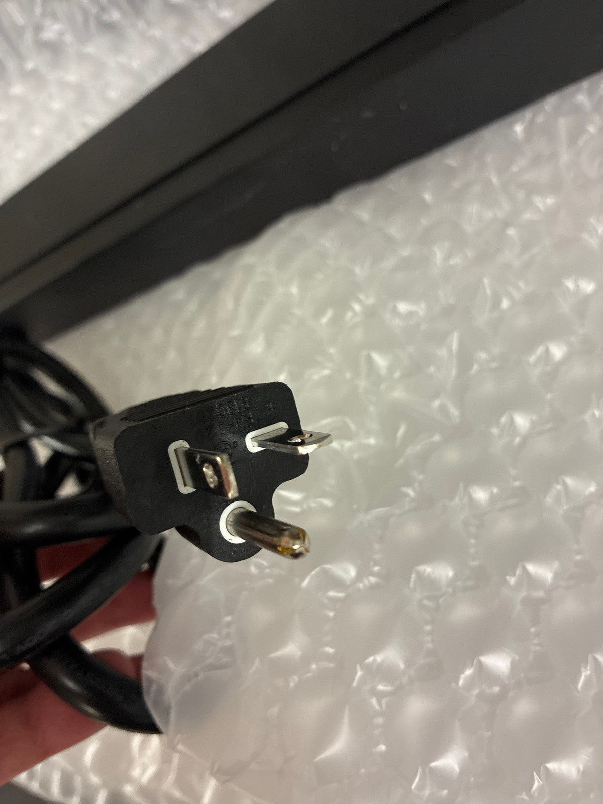🔥 Hammond Manufacturing 1589H8F1BKRF Rackmount PDU 8-Outlet 120V 20A 1U Black