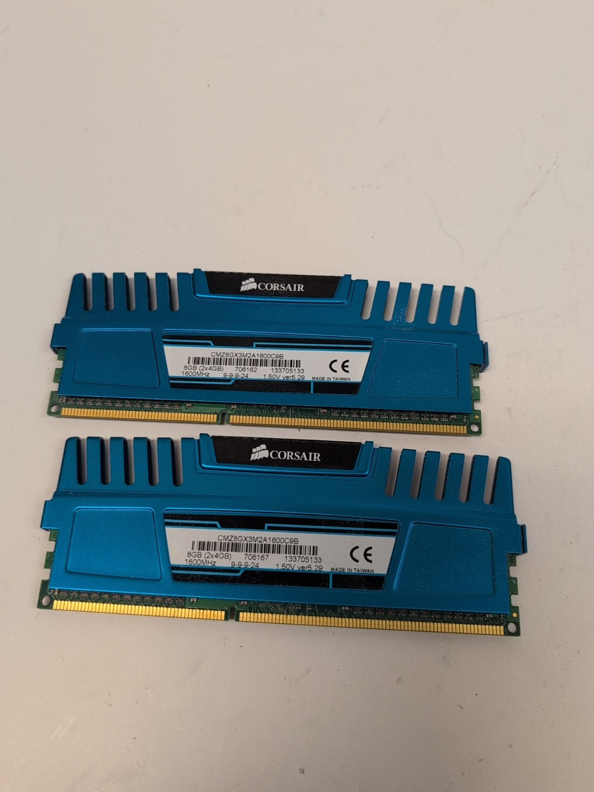 8GB(4GBx2) Corsair CMZ8GX3M2A1600C9B Vengeance Blue PC3-12800 1600mHz DDR3 RAM -