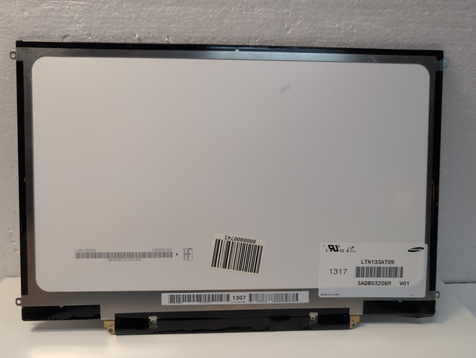 🔥   LTN133AT09 -W01 Apple Macbook 13.3 LED LCD Screen -
