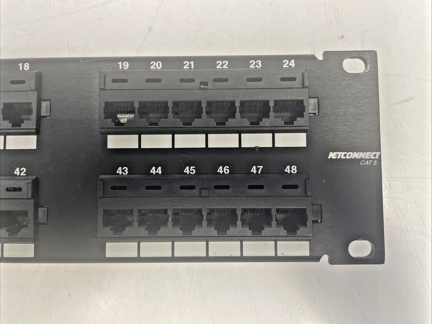🔥AMP NetConnect   Cat 5   48 Port Patch Panel.       (10 Available)