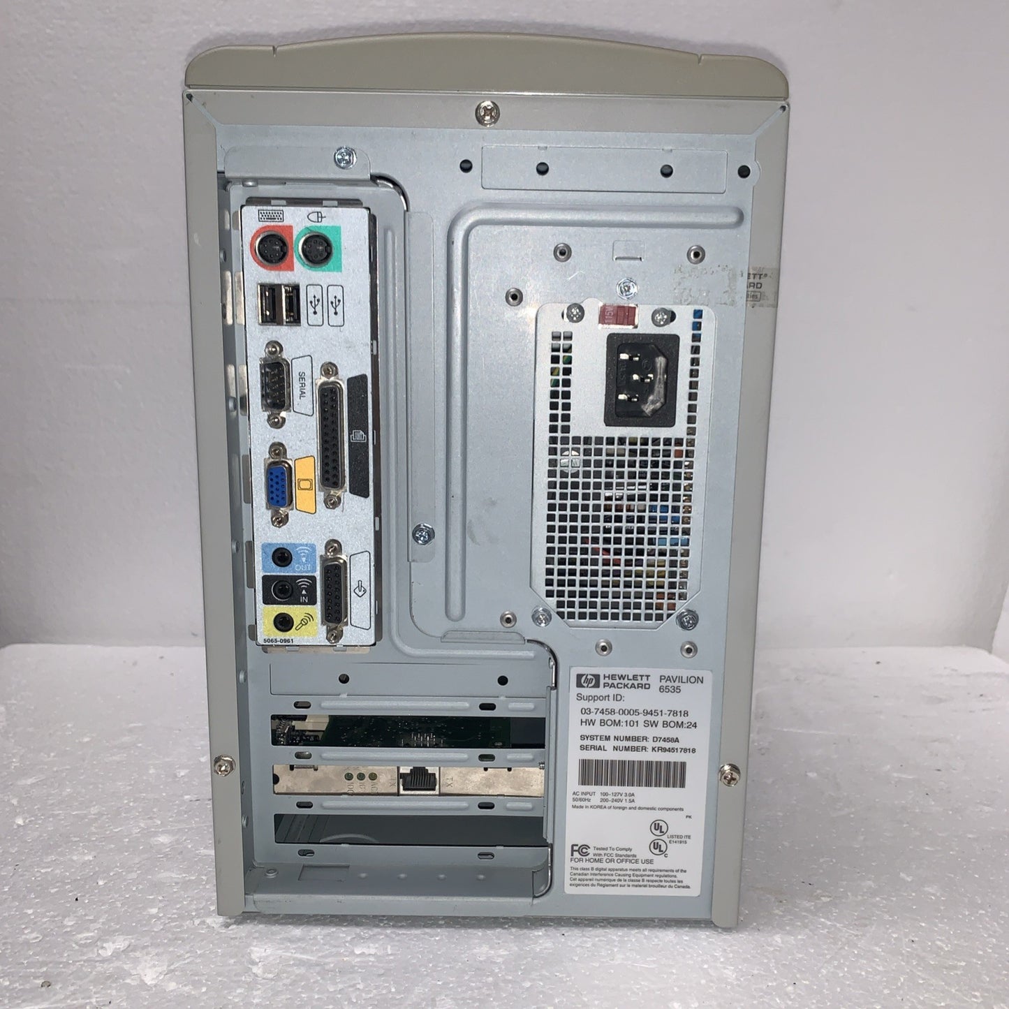 🔥 HP Desktop Celeron 466MHZ 256MB 160GB DVD Windows 2000 SP4 (serial/parallel)