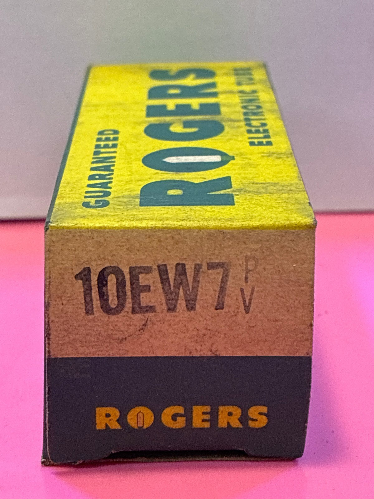 🔥 Rogers 10EW7 Vacuum Tube in Original Box - Vintage NOS Electronic Tube