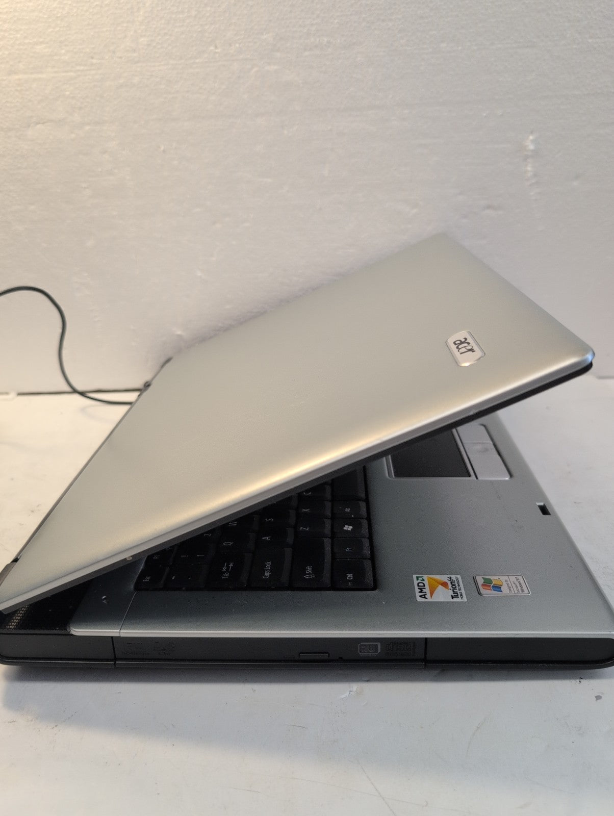 🔥 (AS IS) Acer Aspire 5000 15" Laptop AMD Turion 64/1GB RAM/100GB HDD/winXP -