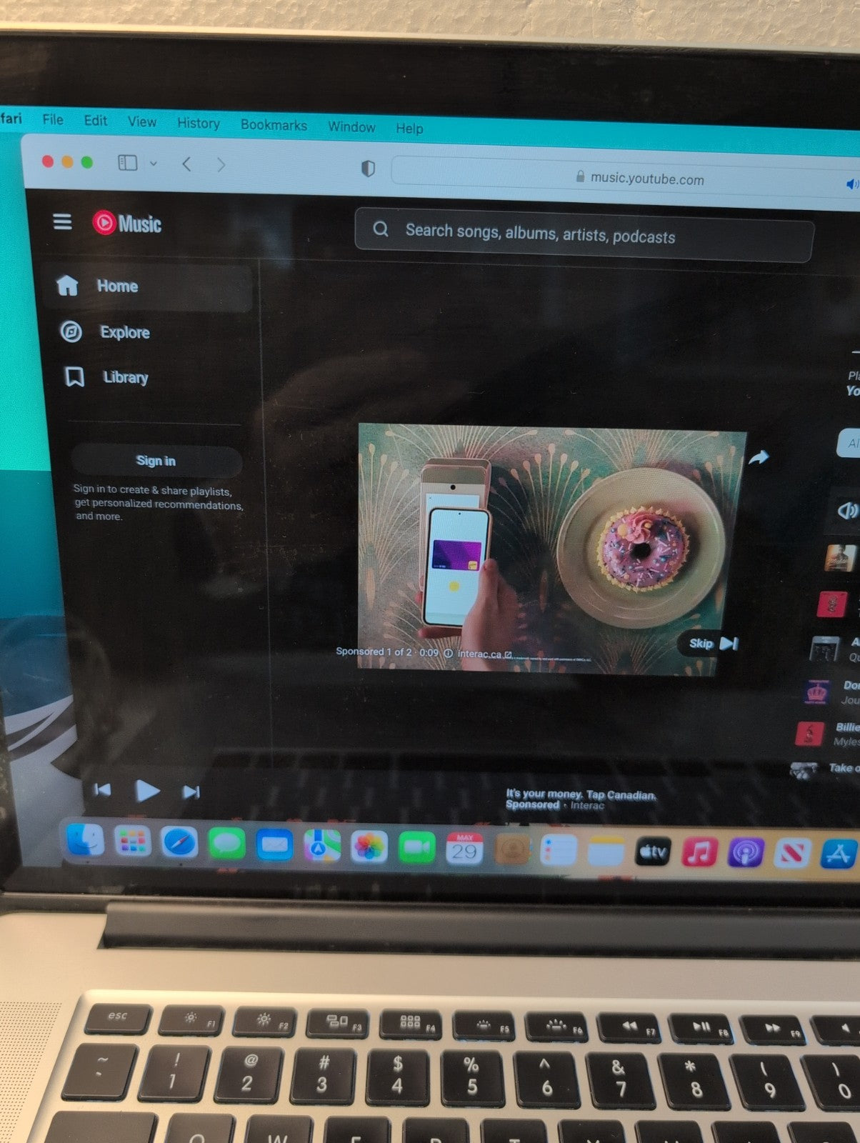 🔥(NICE) Apple MacBook Pro 2015 15" Retina/ i7-2.2GHz/16GB RAM/256GB SSD/12. 7 -