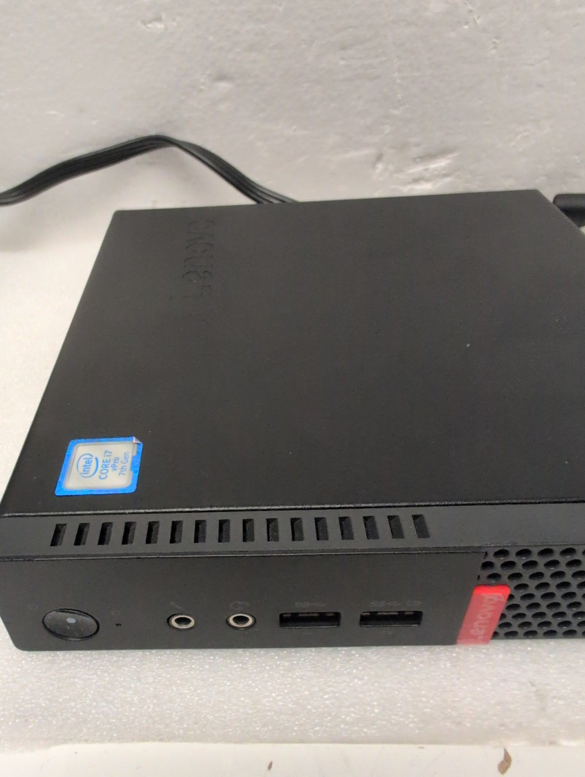 🎸 Lenovo ThinkCentre M910q Tiny PC i7-7700T vPro 8GB DDR4 256GB NVMe Win11