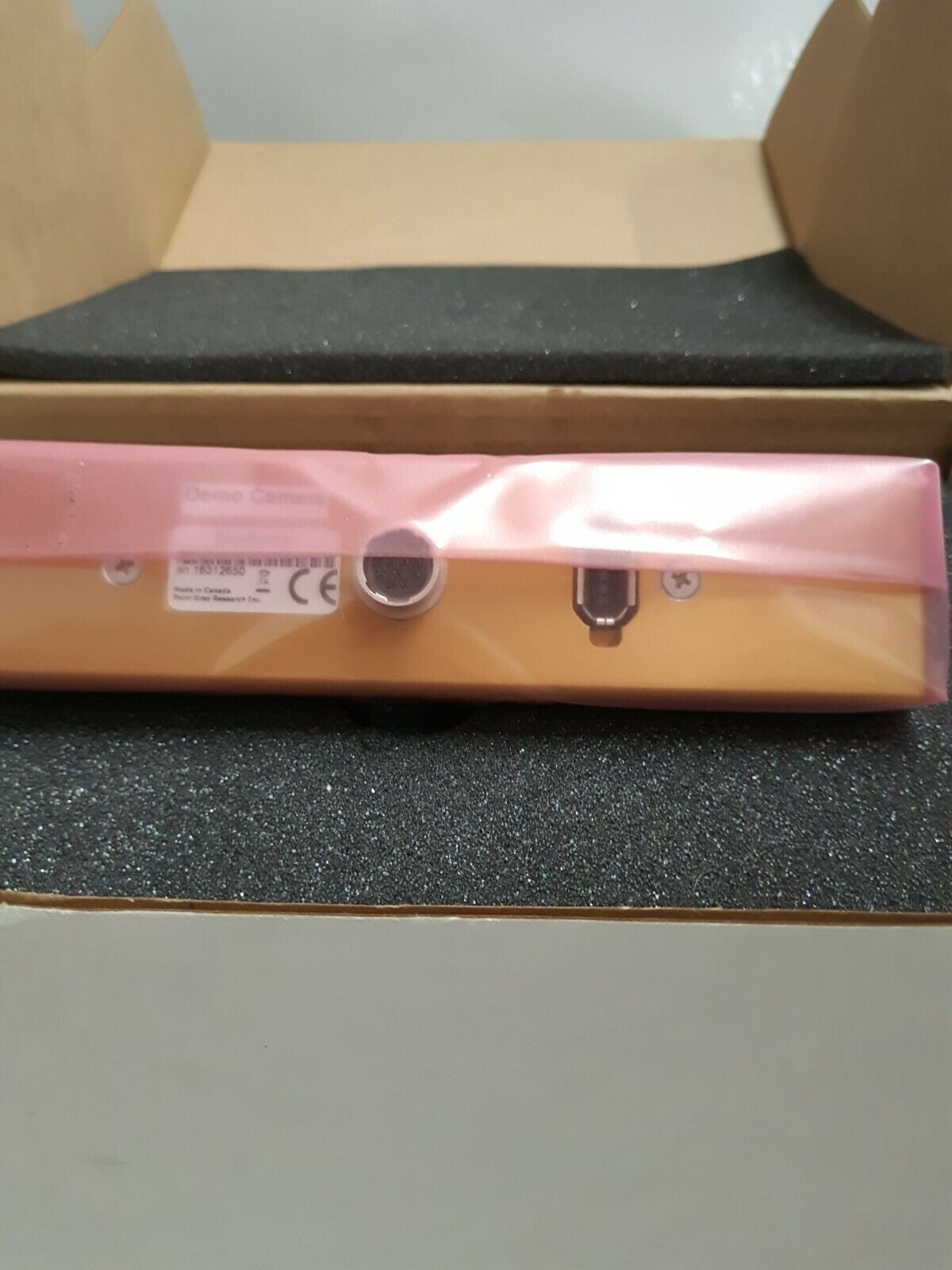 - NEW POINT GREY 3.8mm BUMBLEBEE 2 BB2-08S2M-38 STEREO VISION CAMERA SYSTEM