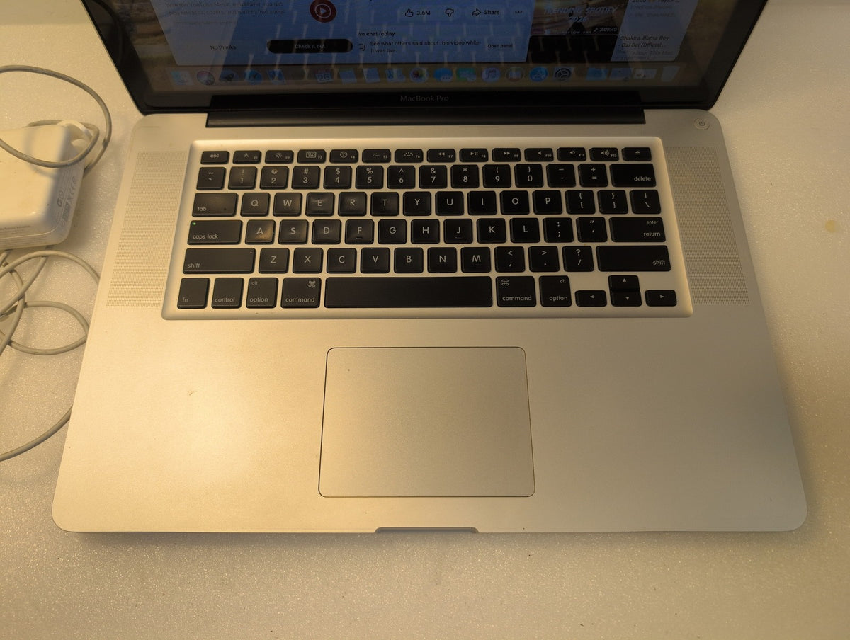 🎸 Apple MacBook Pro 15-inch A1286 2011 Intel i7-2.0GHz 8GB 250GB SSD 10.13