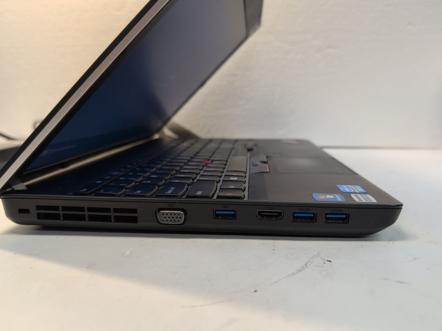 🔥 LENOVO THINKPAD EDGE E530 15.6" Laptop  i3-2350M/ 4GB RAM/320GB HDD/ WinXP -