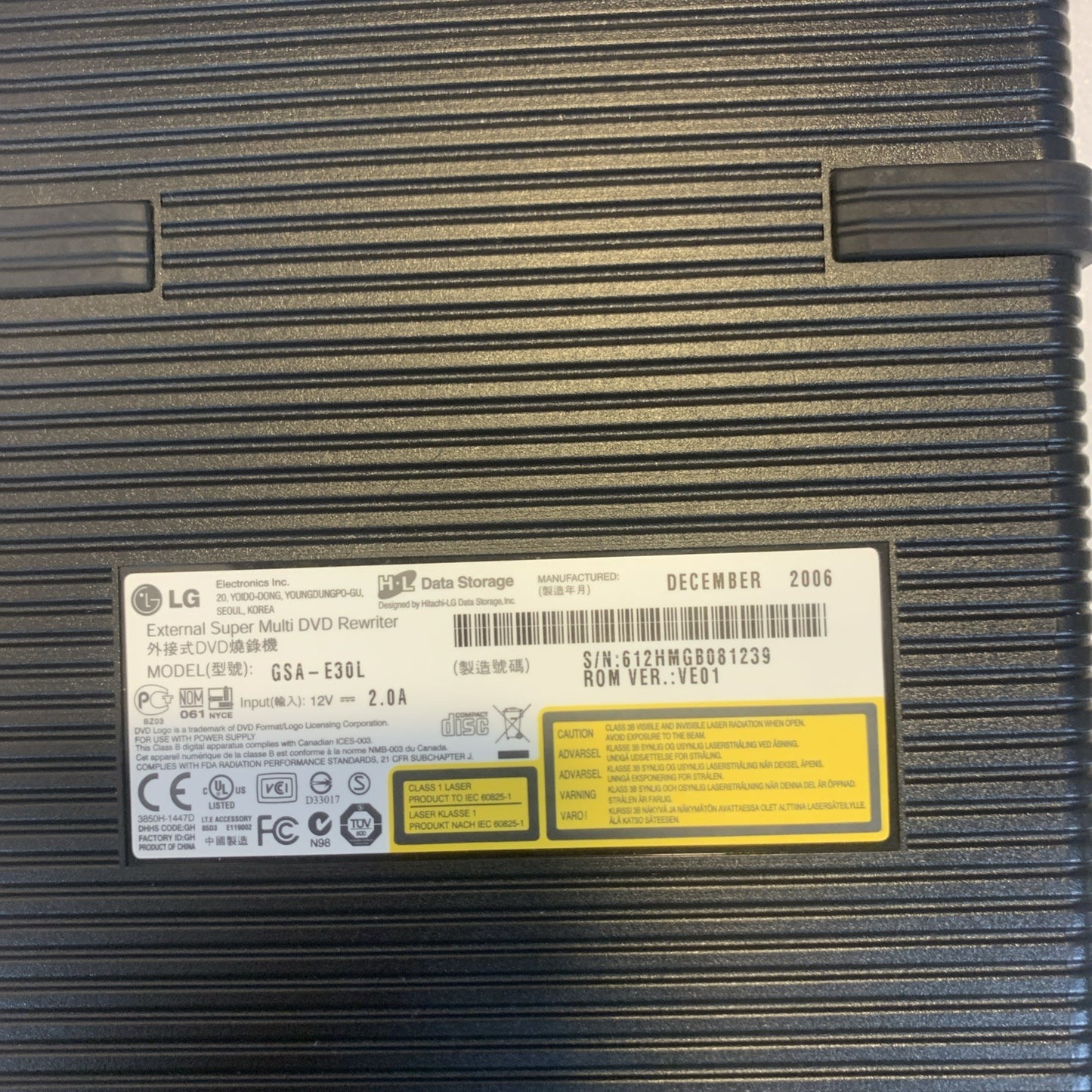 Nice- LG GSA-E30L Extenal Super Multi DVD Rewriter