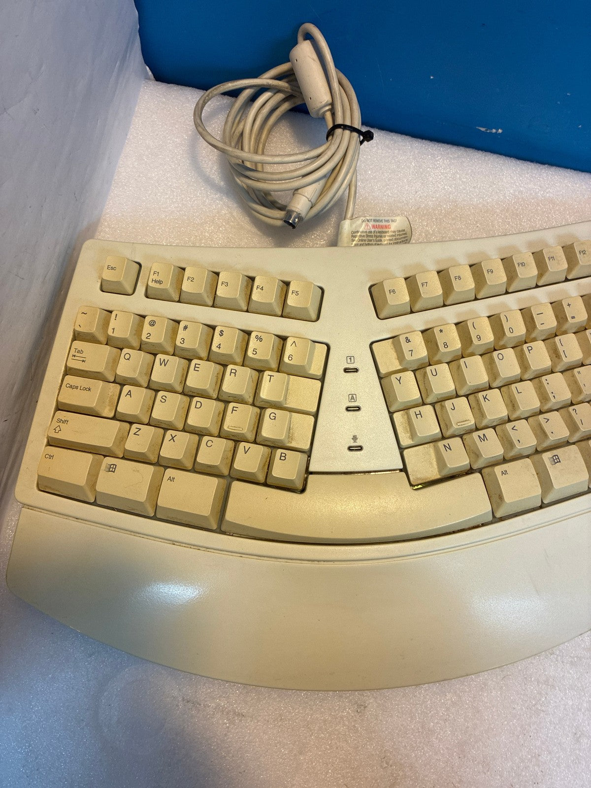 🔥 Microsoft Natural Keyboard E03786USDSPC PS/2 Wired Ergonomic Split Beige