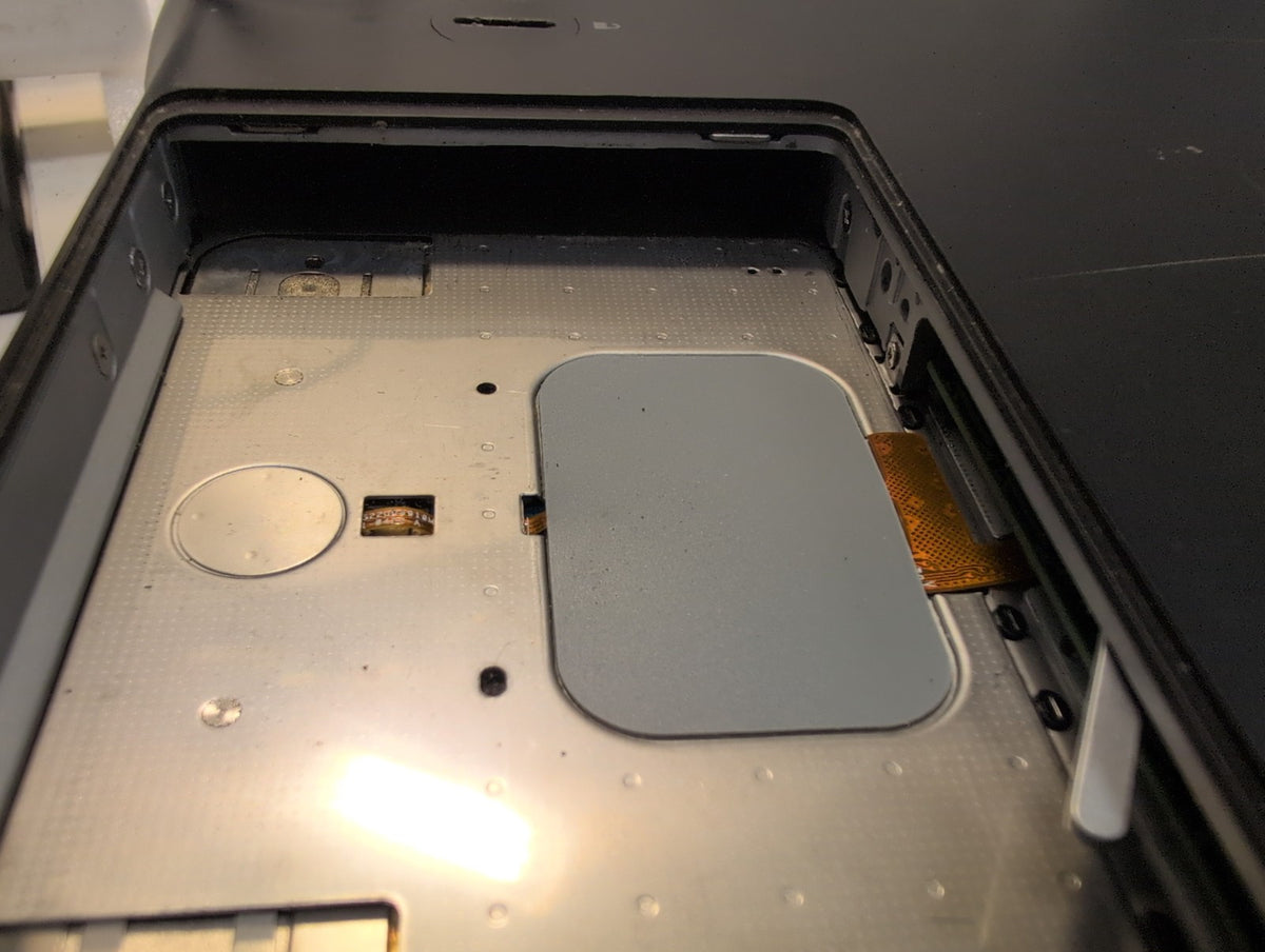 🎸 (AS IS) Apple MacBook 13.3-inch A1181 Black Core 2 Duo Laptop No HDD 2GB RAM