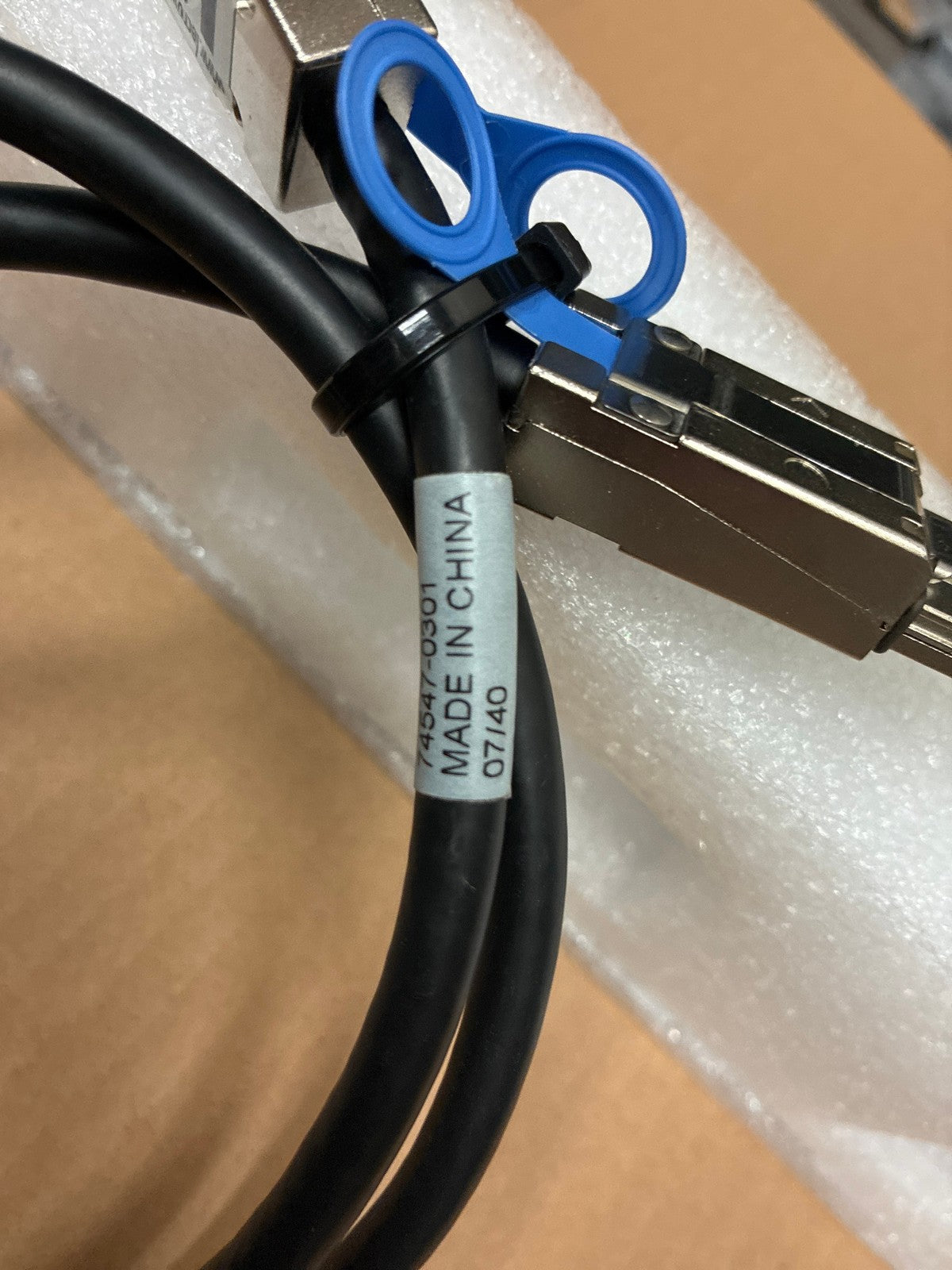 🔥 Molex 74547-0301 SFF-8088 Mini SAS Cable Black 3-4 ft New Other