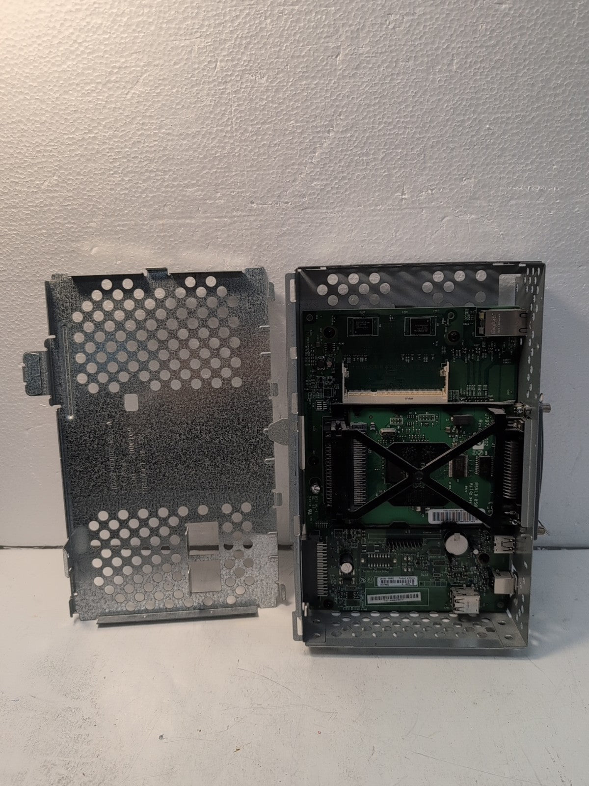 🔥 HP LaserJet Formatter board CB438-60002 with J7972G Parallel Card -