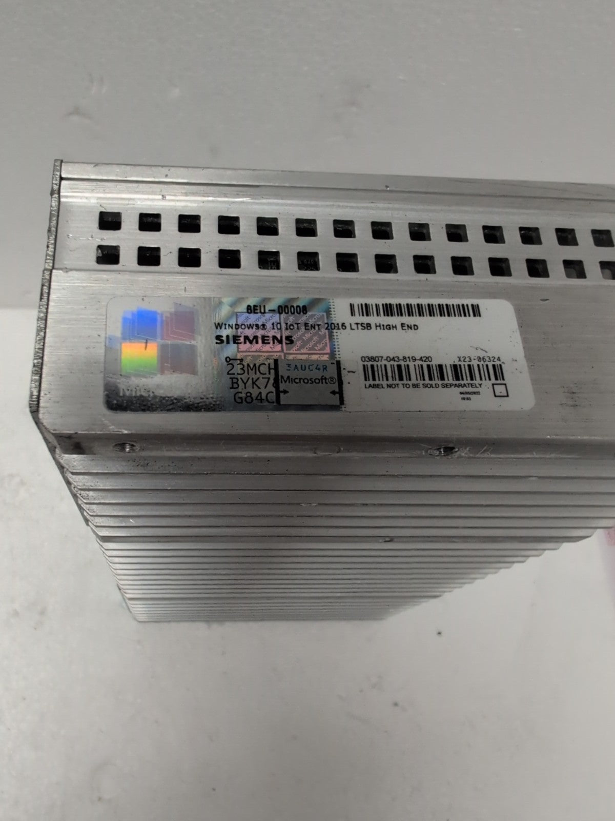 SIEMENS SIMATIC IPC427E PC 6AG4141-7DE38 XEON E3-1505L v5/16GB/480GB SSD (Read)-