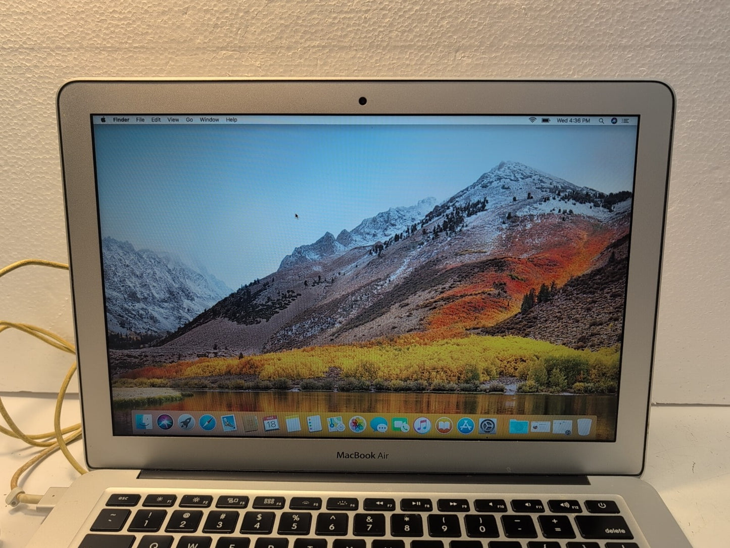🔥 NICE Apple MacBook Air 2015 A1466 13.3" Intel i5-1.6GHz/8GB/128GB SSD/10. 13-