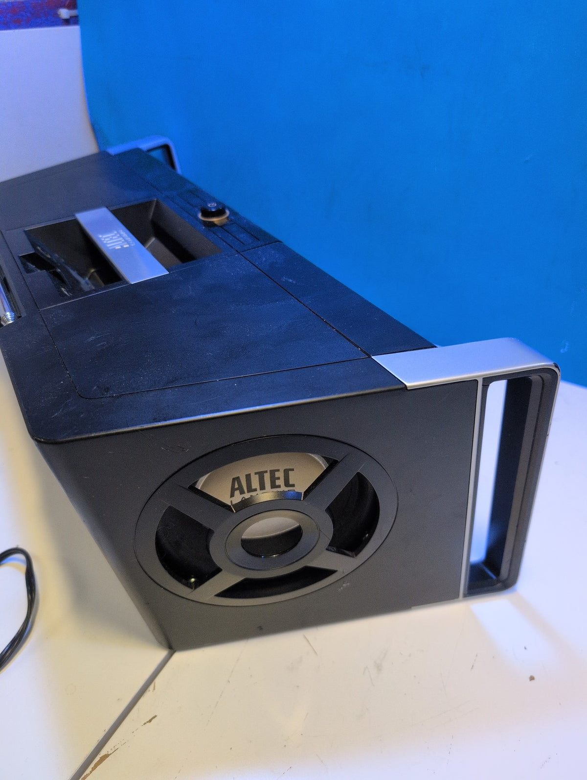 🎸 Altec Lansing inMotion iMT800 Boombox Speaker Dock for iPod/iPhone FM Radio