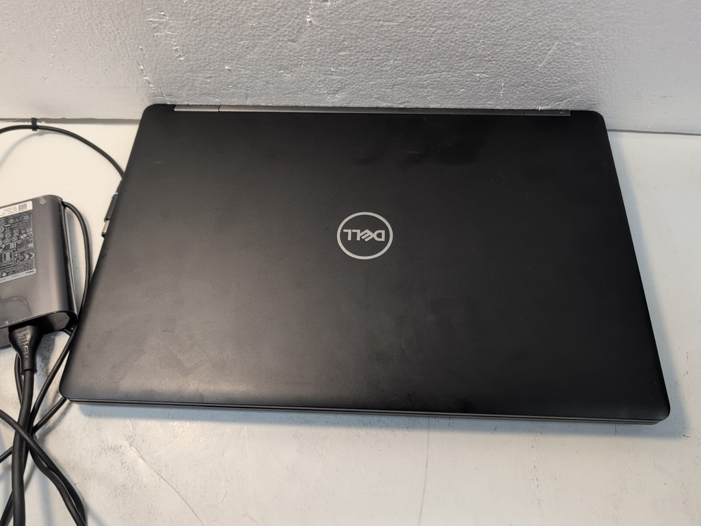 Dell Latitude 5590 15.6" Laptop i5-7300U/8GB/500GB SSD/Win11 (NO BATTERY, READ)-