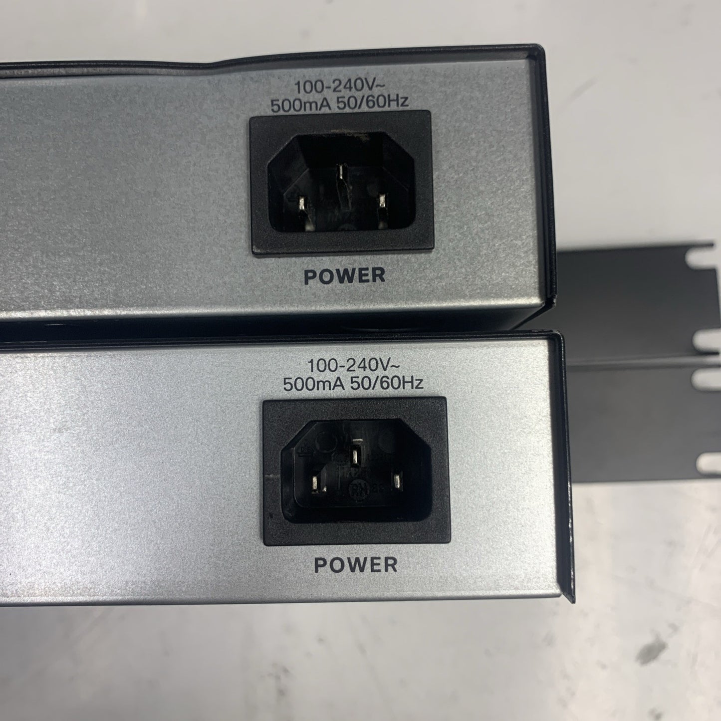 Lot of 2 Cisco SG110-16 16 Gigabit Ethernet GbE Ports Switch