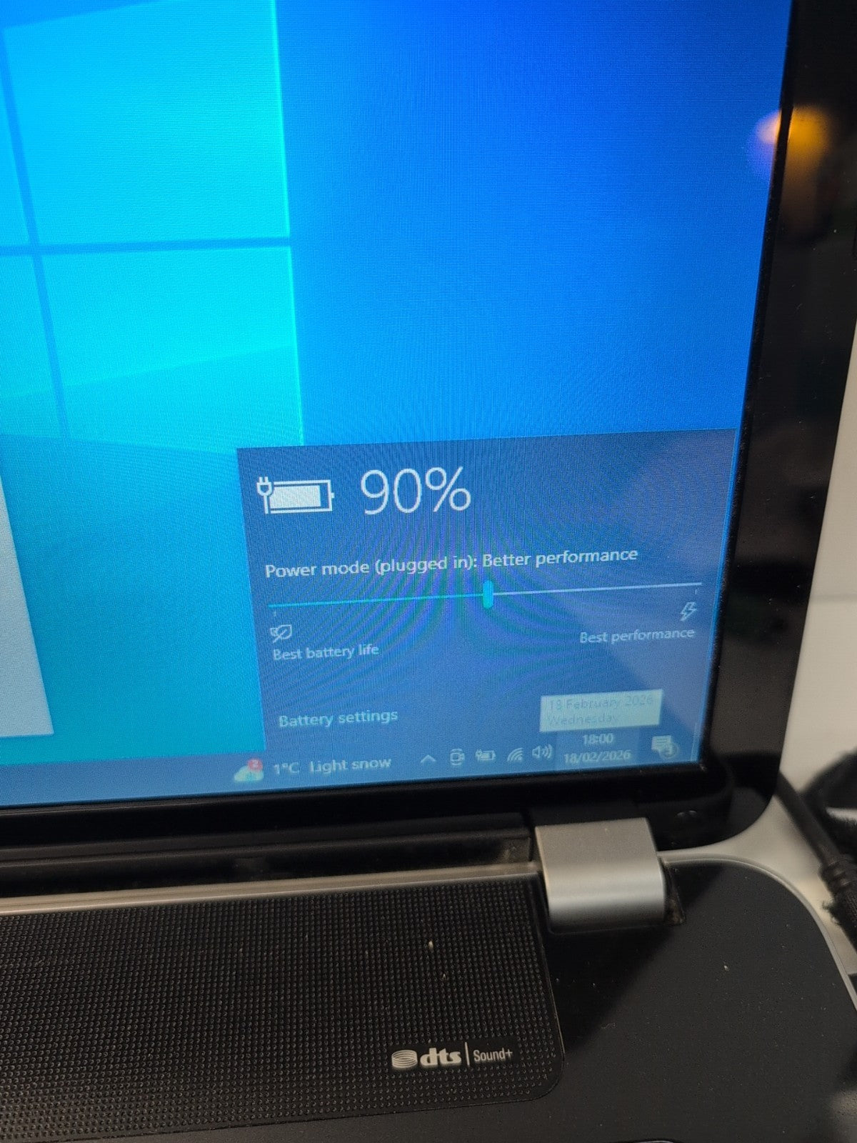 Hp PAVILION 17 17" Laptop AMD A6-5200 APU/ 16GB Ram/240GB SSD/ Win 10 -