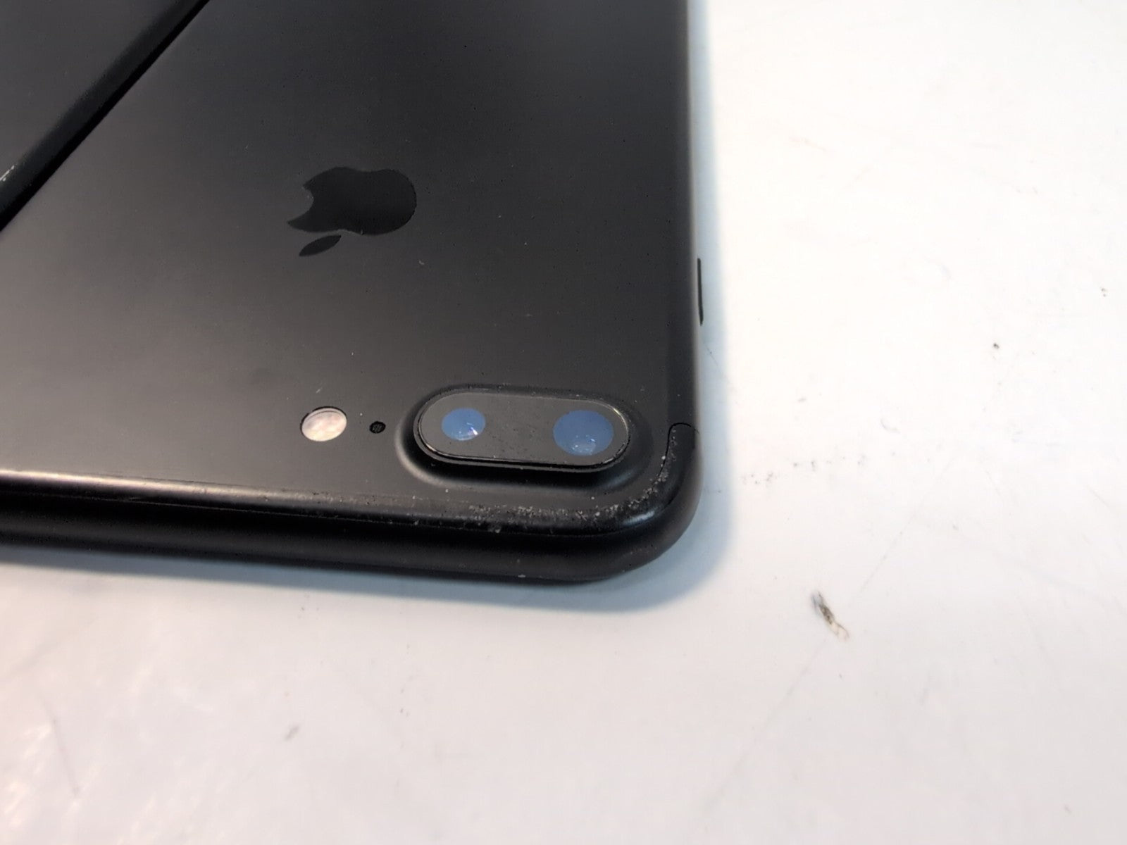 🔥 (NICE) 2x Apple iPhone 7 Plus A1784 128GB  BLACK + BOX Battery 83% Unlocked -
