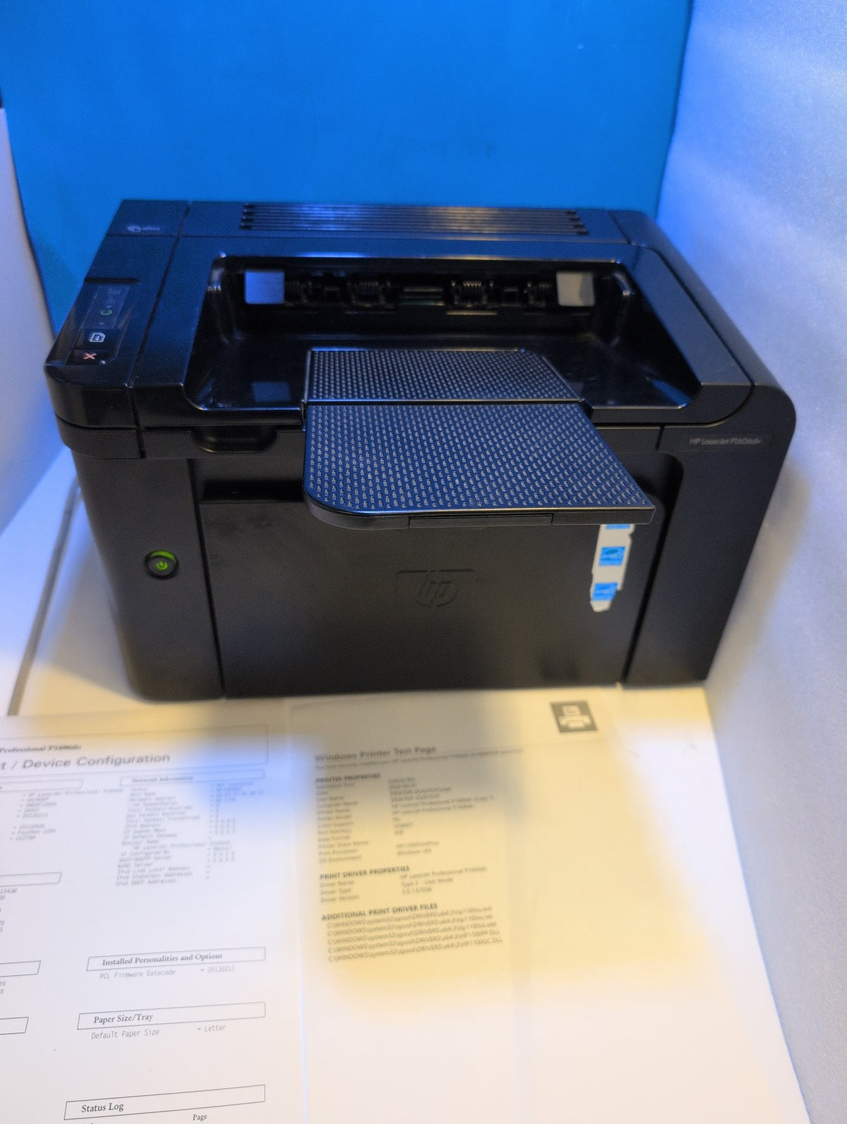 🎸 HP LaserJet Professional P1606dn CE749A Monochrome Laser Printer 15K Pages