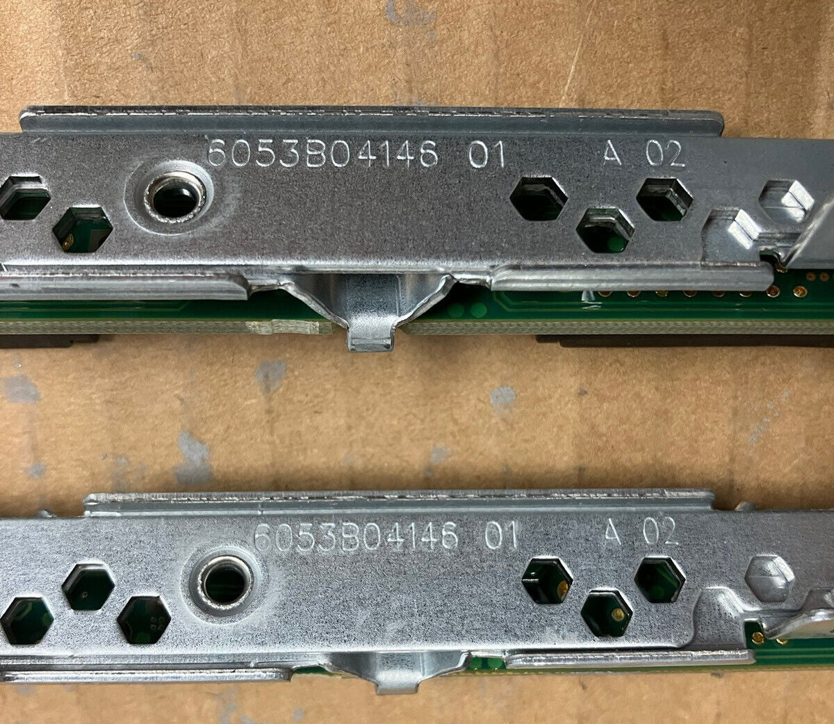 ~ 1x HP 532148-001 Server 2.5" SFF SAS Backplane Board For ProLiant DL360 G6 /G7